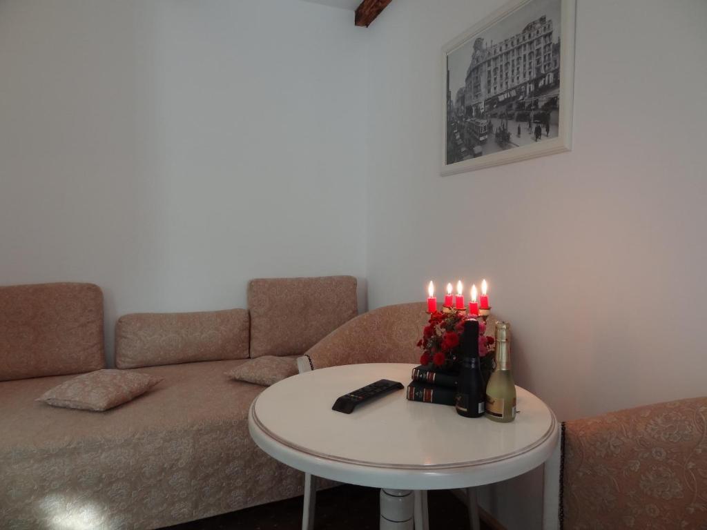 Vila Parlament Bucarest Habitación foto